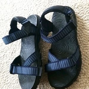 4 Rafters Sandals